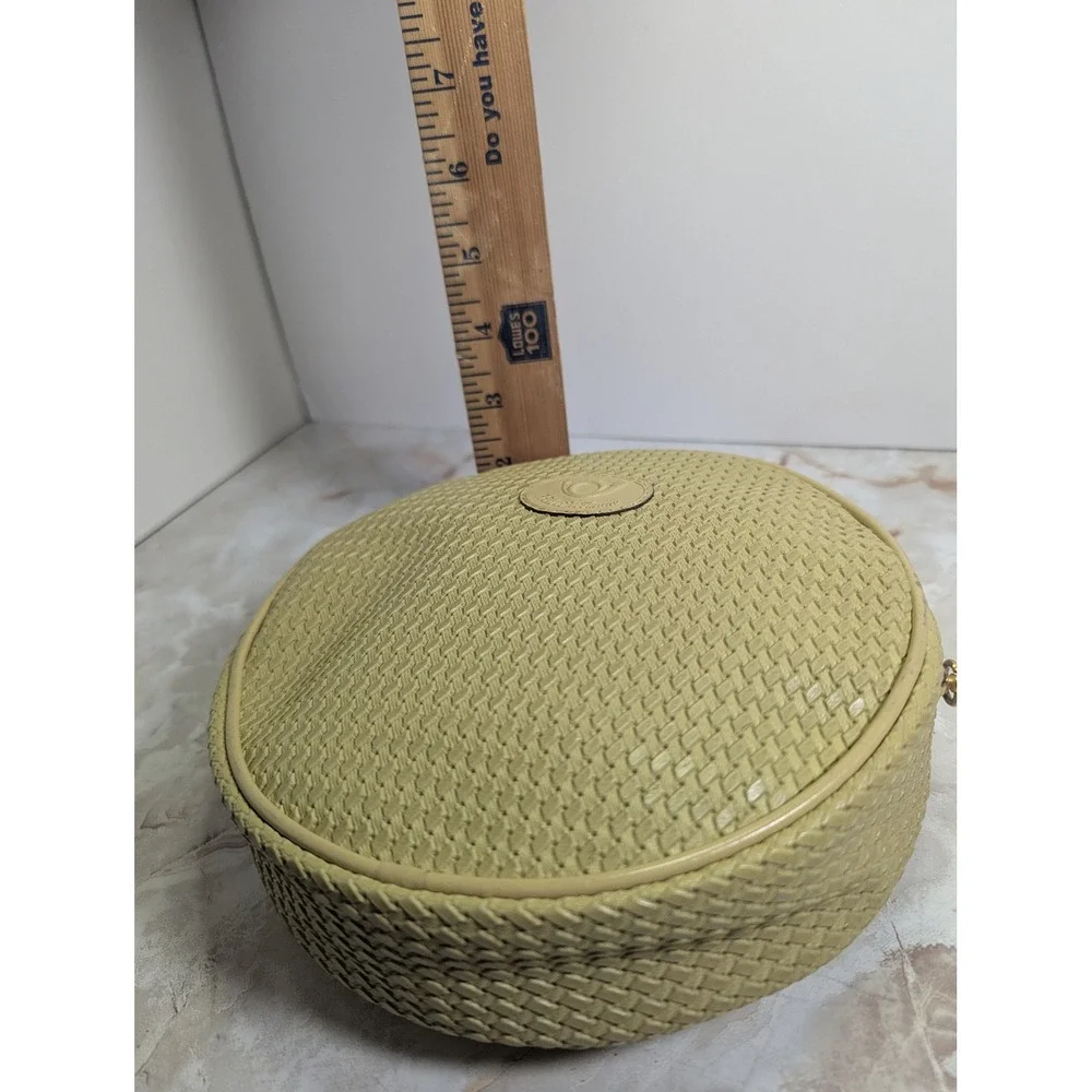 Vintage Flavi Vismano Round Woven Crossbody Bag Designer Purse no strap/ chain‎